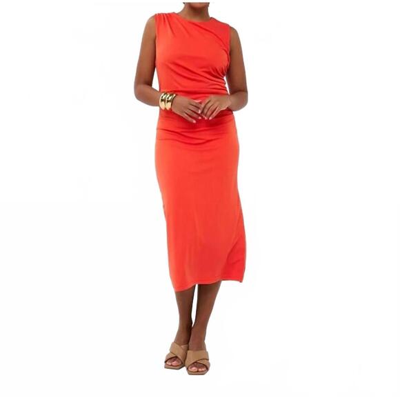ESQUALO Dresses & Skirts - NEW ESQUALO side gather scoop neck dress in red orange